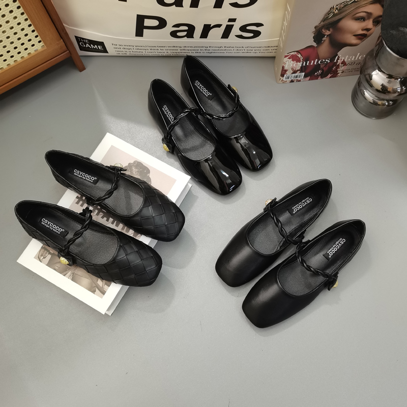 CSYCOCO 2026 Spring New Minimalist Black Casual Magic Tape Flat Shoes